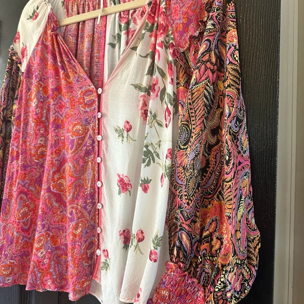 Free People Gemini Blouse. Size Small. Excellent Condition. - Picture 6 of 9